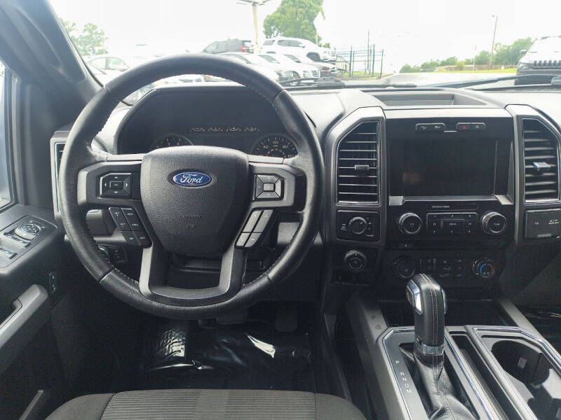 2017 Ford F-150 Image 15