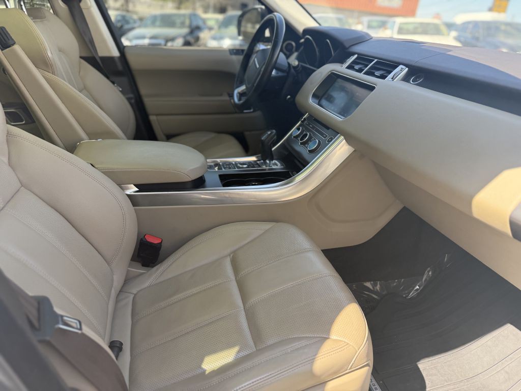 2017 Land Rover Range Rover Sport Image 14