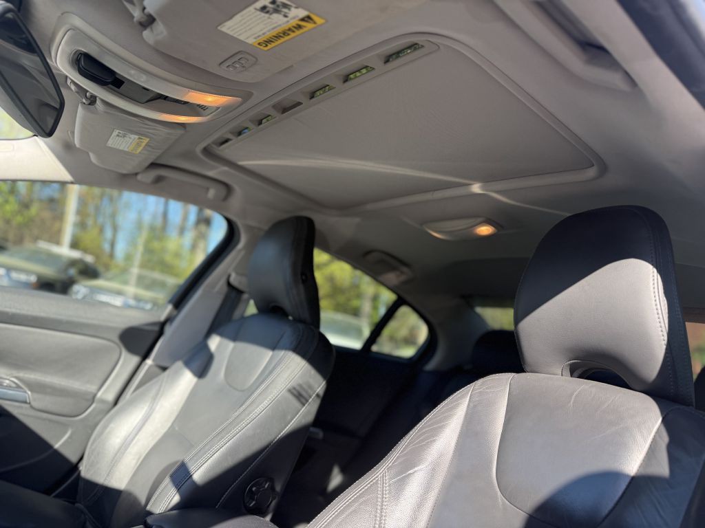 2013 Volvo S60 Image 11