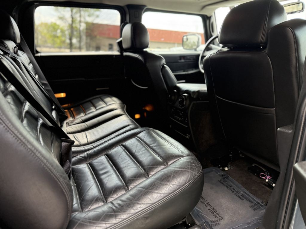 2005 HUMMER H2 Image 13