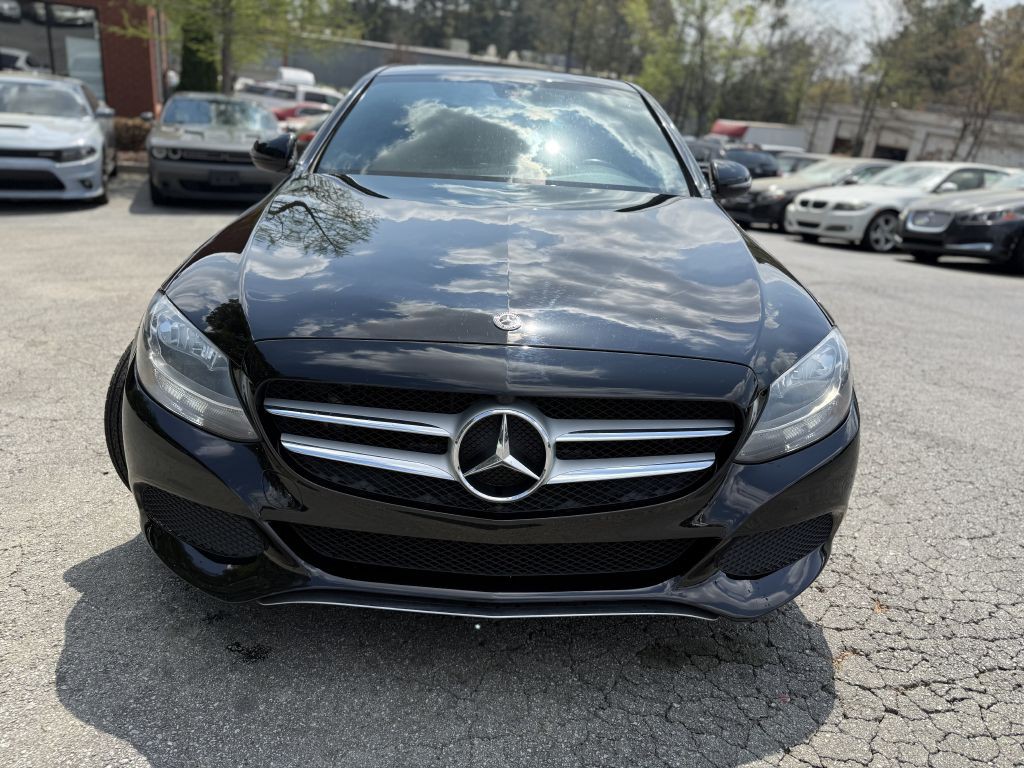 2018 Mercedes-Benz C-Class Image 2