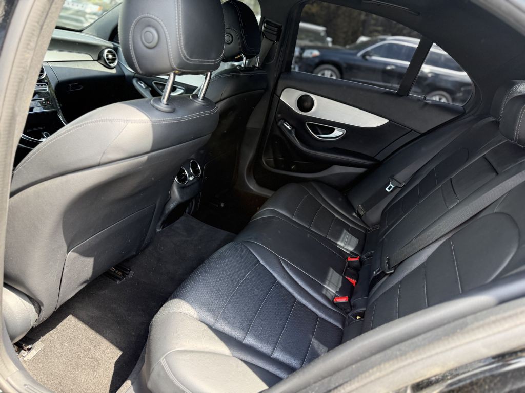 2018 Mercedes-Benz C-Class Image 12