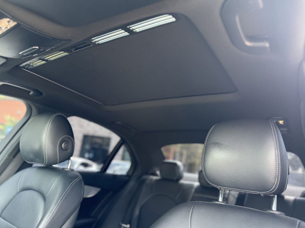 2018 Mercedes-Benz C-Class Image 16