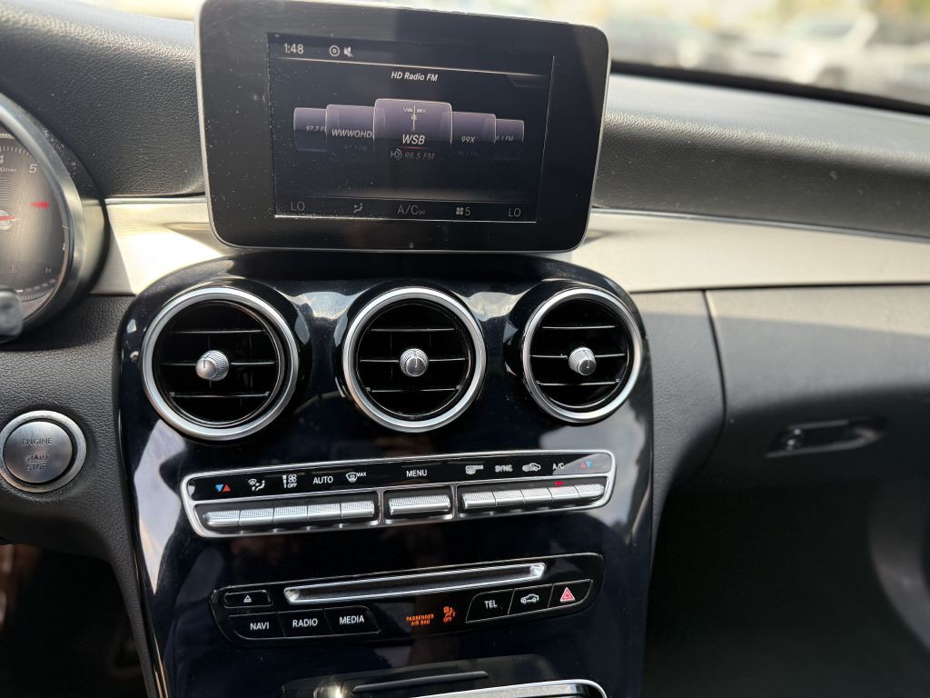 2018 Mercedes-Benz C-Class Image 18