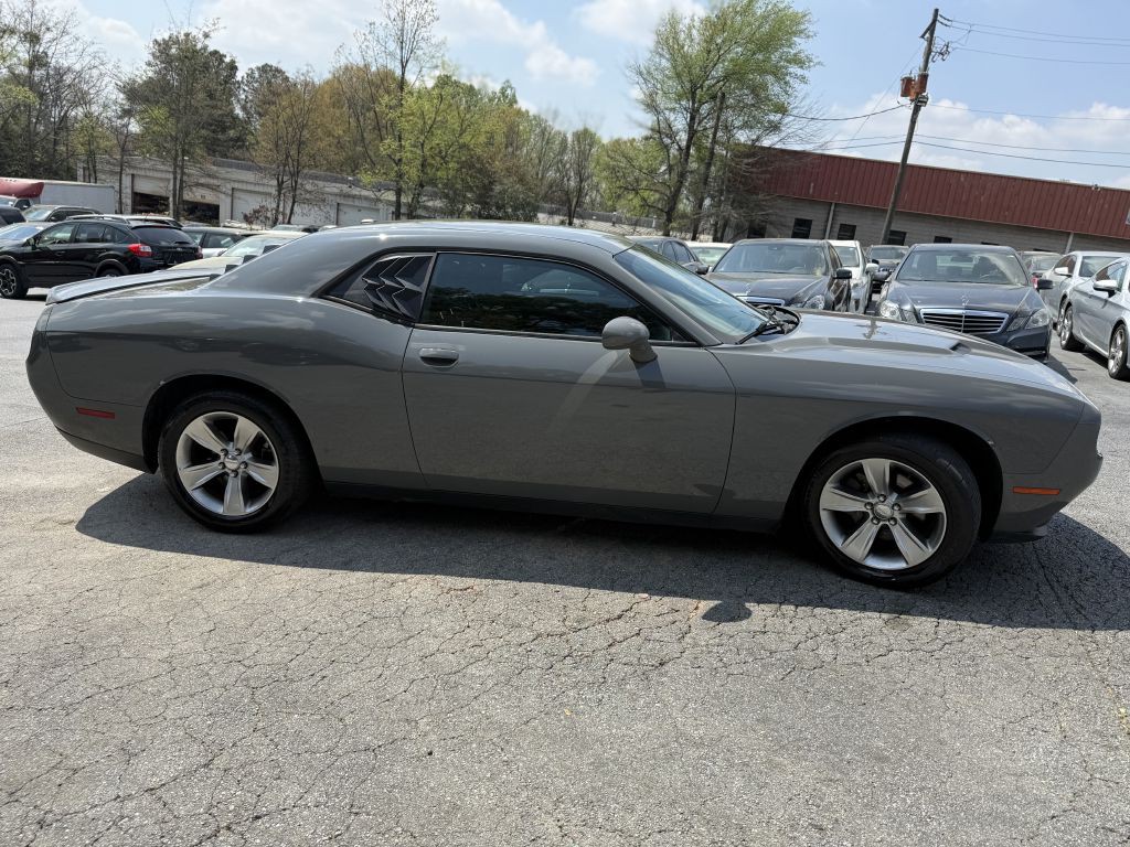 2018 Dodge Challenger Image 4