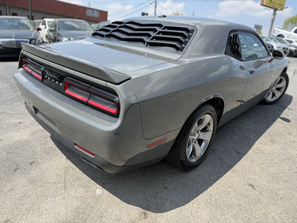 2018 Dodge Challenger Image 5