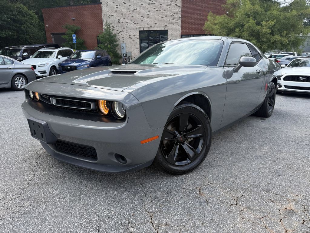 2018 Dodge Challenger Image 1