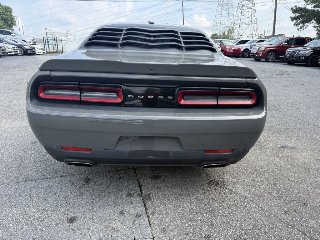 2018 Dodge Challenger Image 6