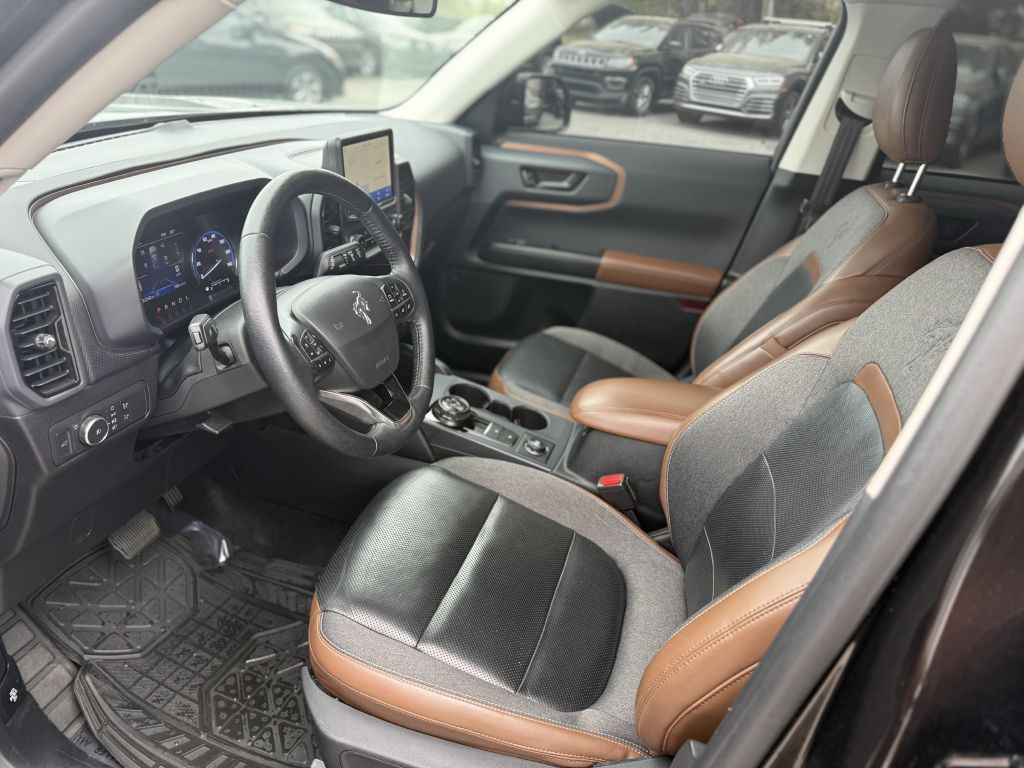 2021 Ford Bronco Image 16