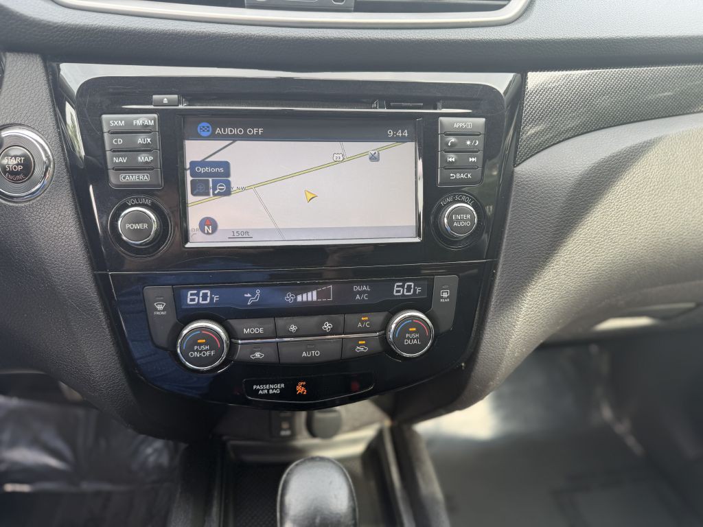 2014 Nissan Rogue Image 16