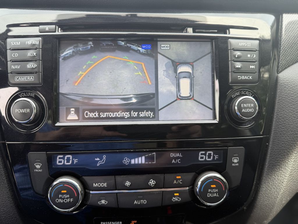 2014 Nissan Rogue Image 17