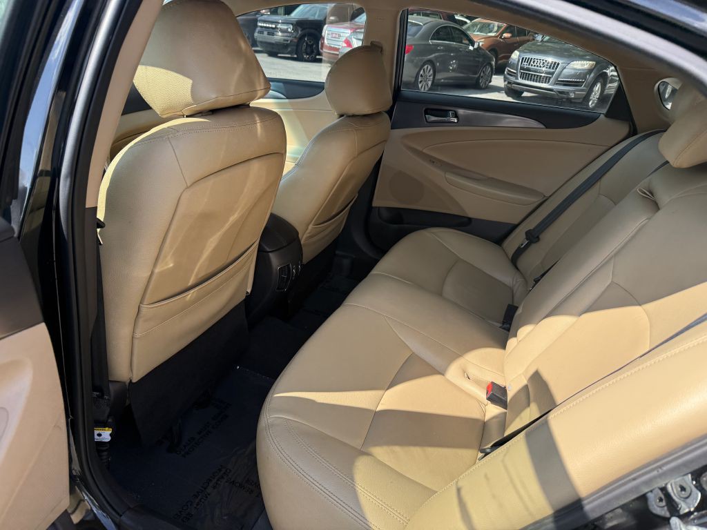 2012 Hyundai Sonata Image 9