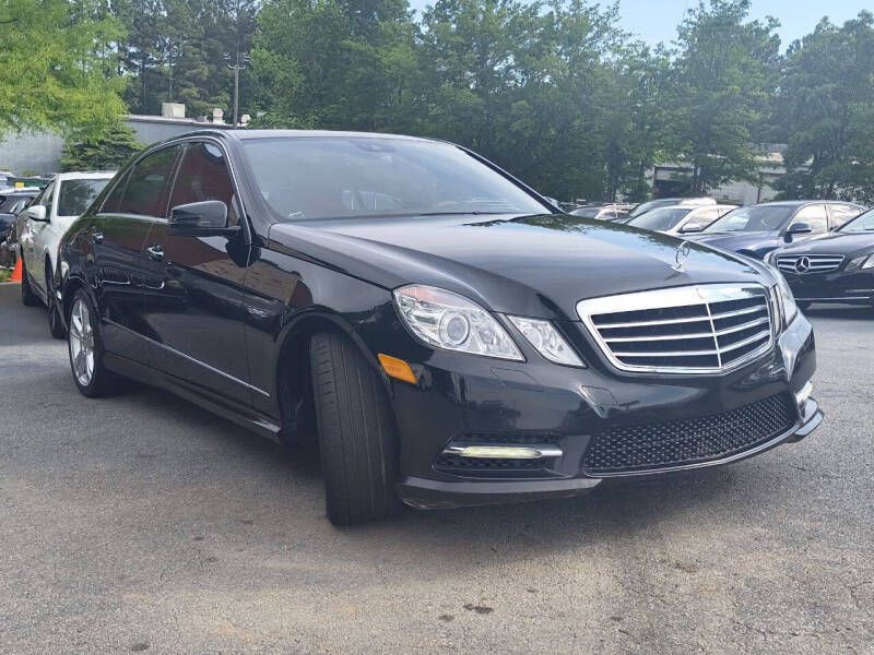 2012 Mercedes-Benz E-Class Image 3