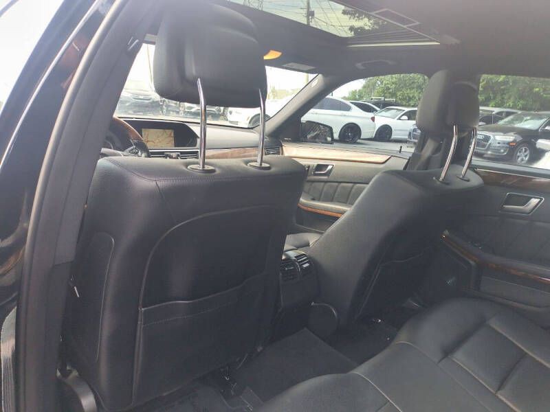 2012 Mercedes-Benz E-Class Image 11