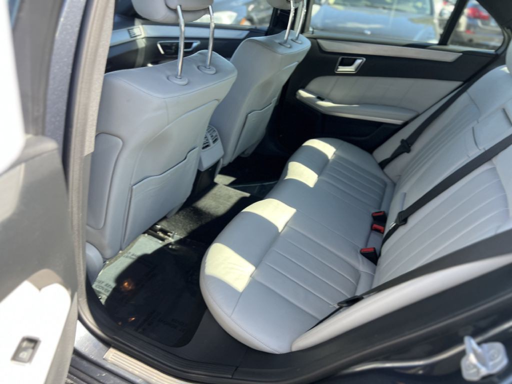 2013 Mercedes-Benz E-Class Image 11