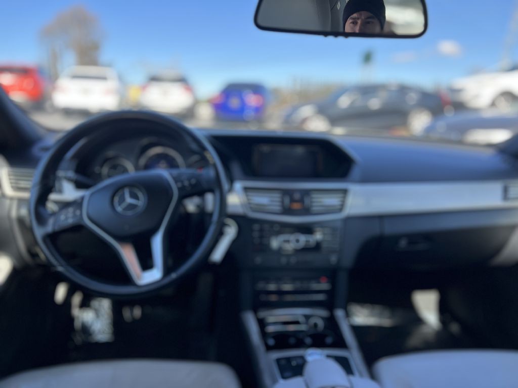 2013 Mercedes-Benz E-Class Image 14