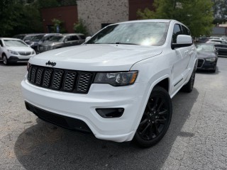 Image for 2019 Jeep Grand Cherokee Laredo ID: 7386927