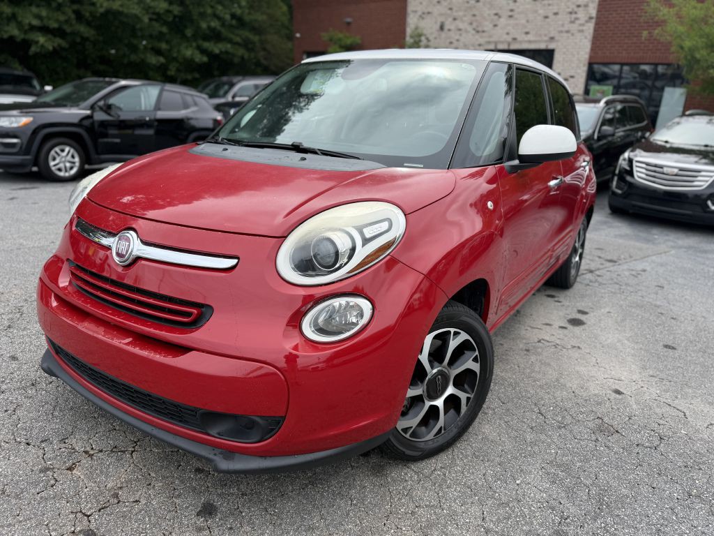 2015 FIAT 500L Image 1