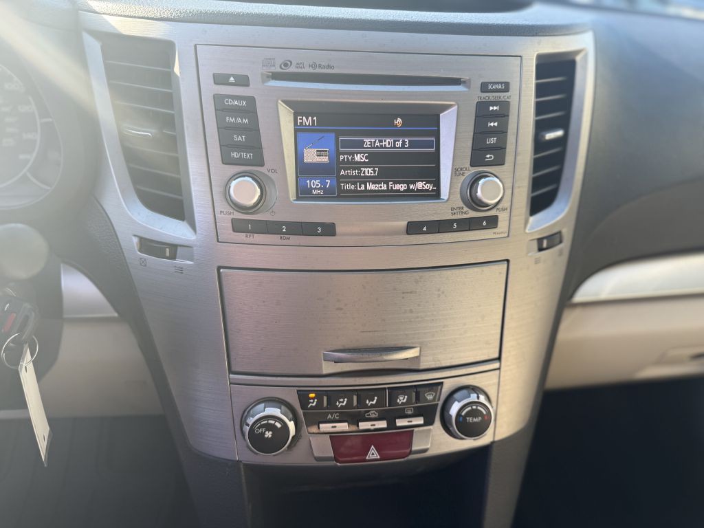 2014 Subaru Outback Image 13