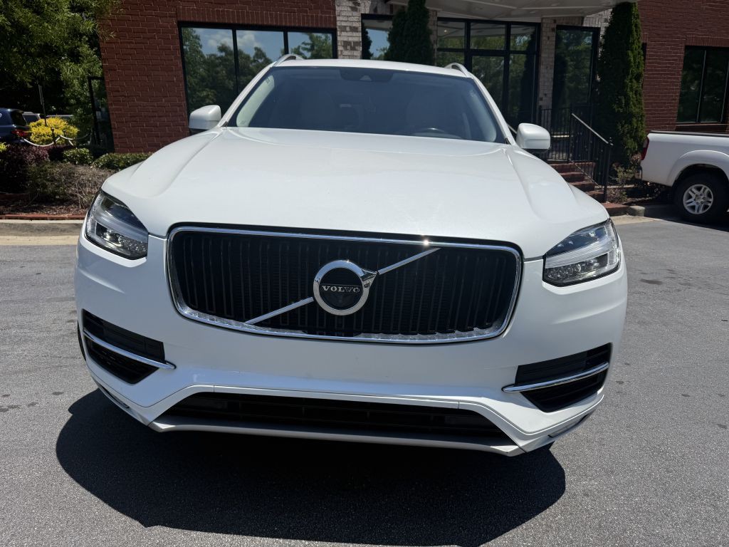 2018 Volvo XC90 Image 2