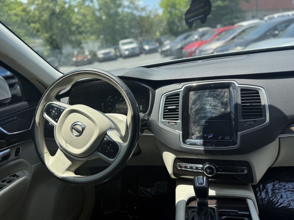 2018 Volvo XC90 Image 13
