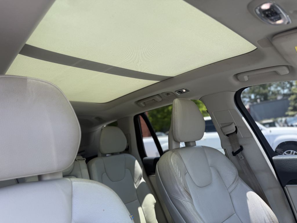 2018 Volvo XC90 Image 14