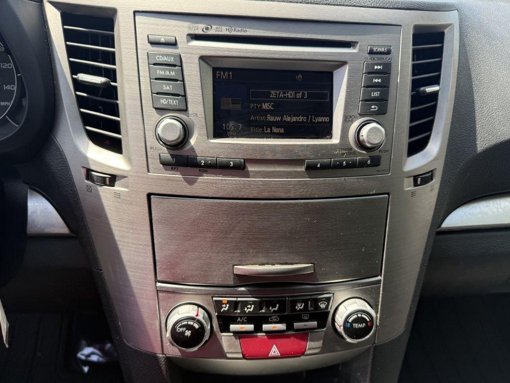 2014 Subaru Outback Image 15