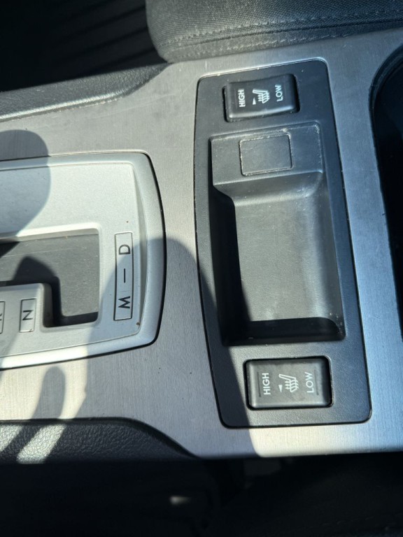2014 Subaru Outback Image 16