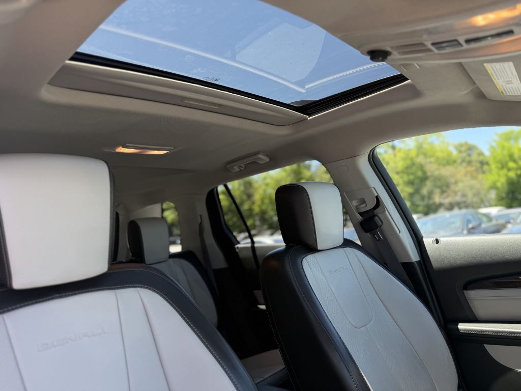 2016 GMC Terrain Image 16