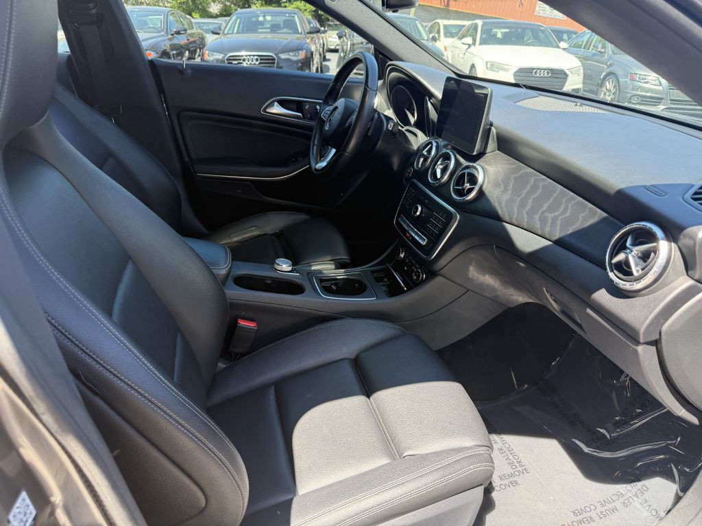 2018 Mercedes-Benz CLA-Class Image 12