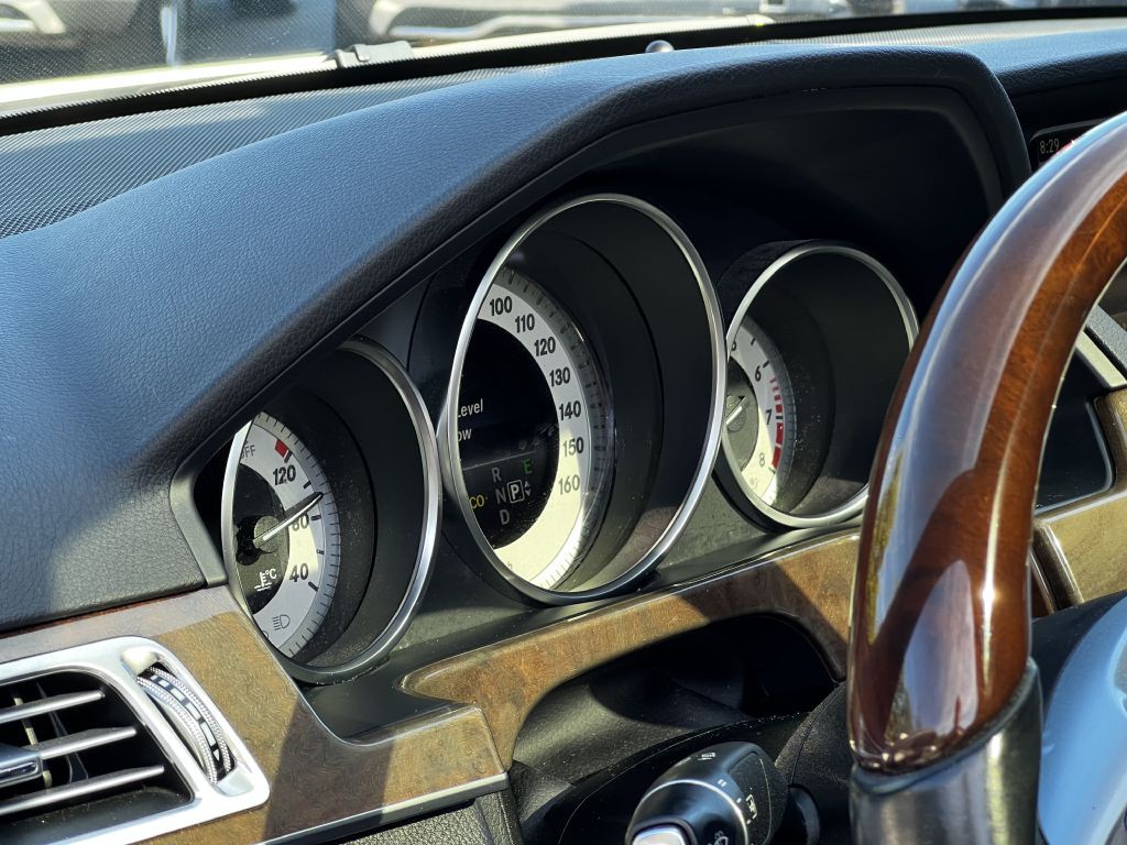 2014 Mercedes-Benz E-Class Image 25