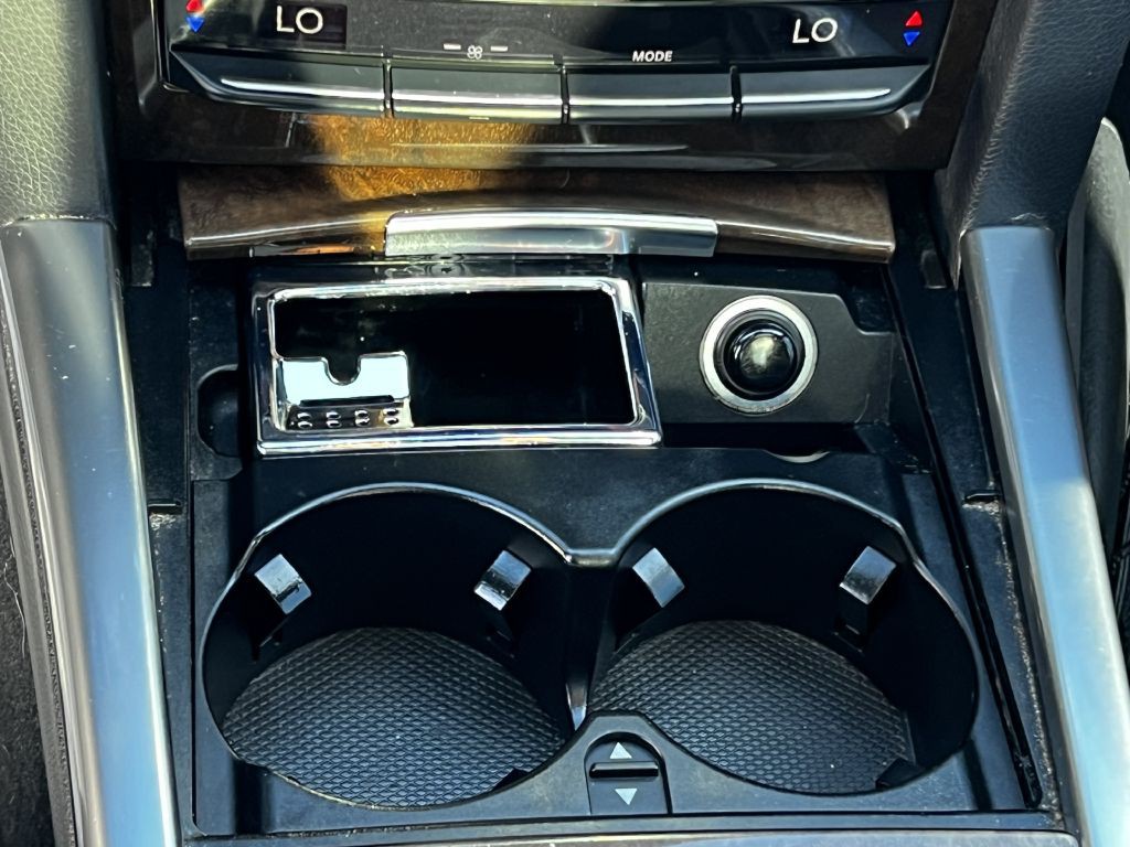2014 Mercedes-Benz E-Class Image 31