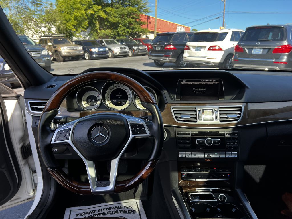 2014 Mercedes-Benz E-Class Image 32