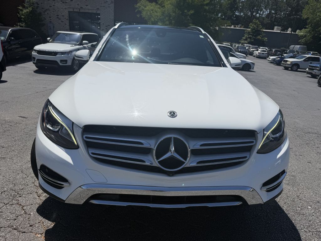 2018 Mercedes-Benz GLC-Class Image 2