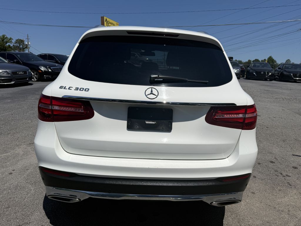 2018 Mercedes-Benz GLC-Class Image 6