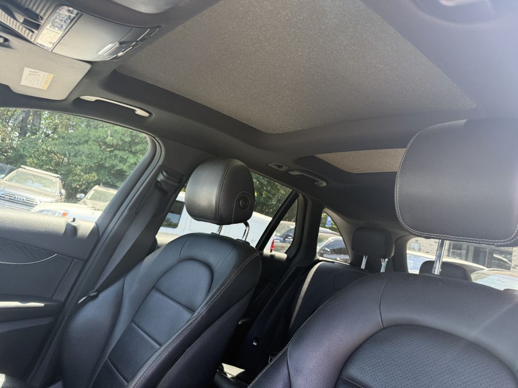 2018 Mercedes-Benz GLC-Class Image 13