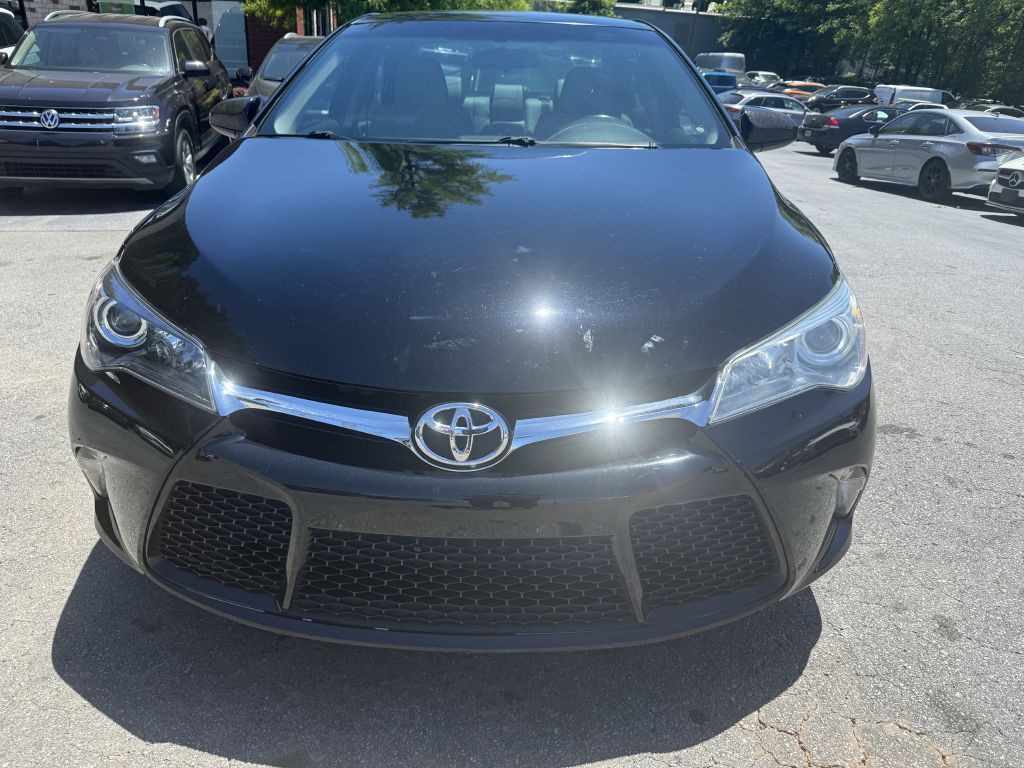 2015 Toyota Camry Image 2