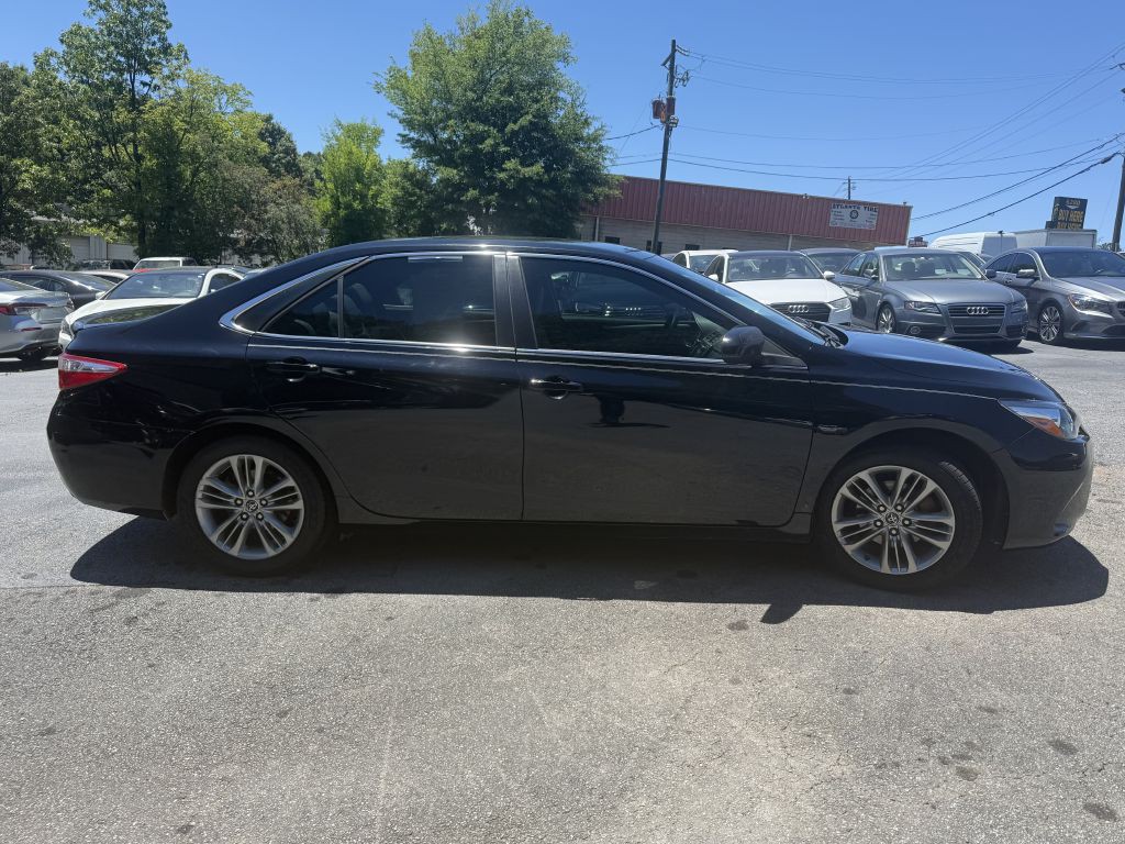 2015 Toyota Camry Image 4