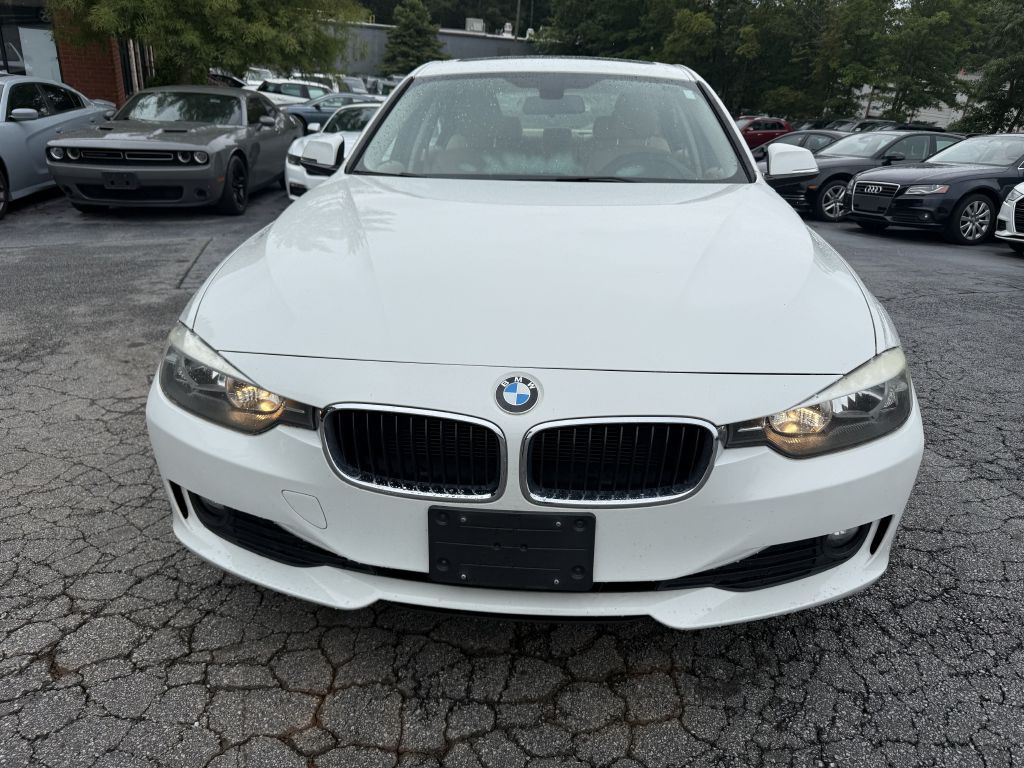 2015 BMW 3 Series Image 2