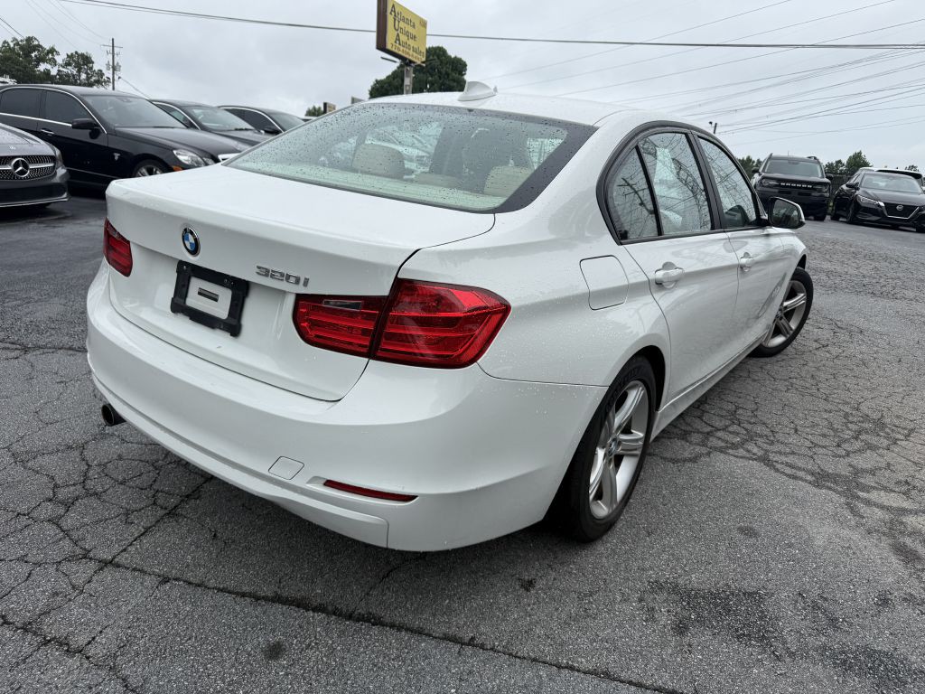 2015 BMW 3 Series Image 5