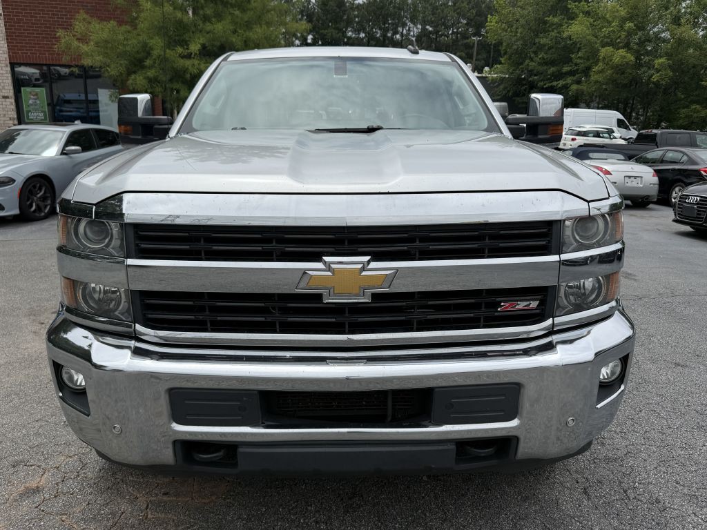 2015 Chevrolet Silverado 1500 Image 2