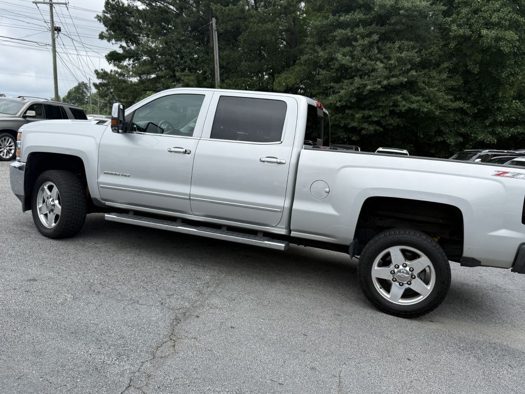 2015 Chevrolet Silverado 1500 Image 9