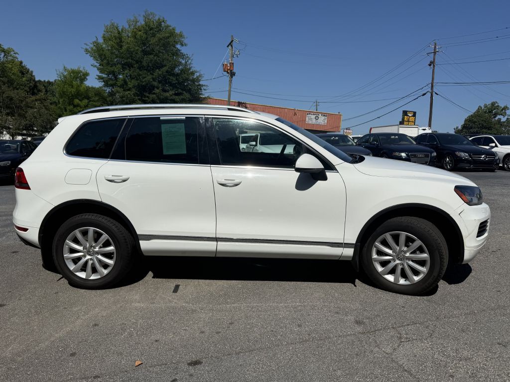 2012 Volkswagen Touareg Image 4