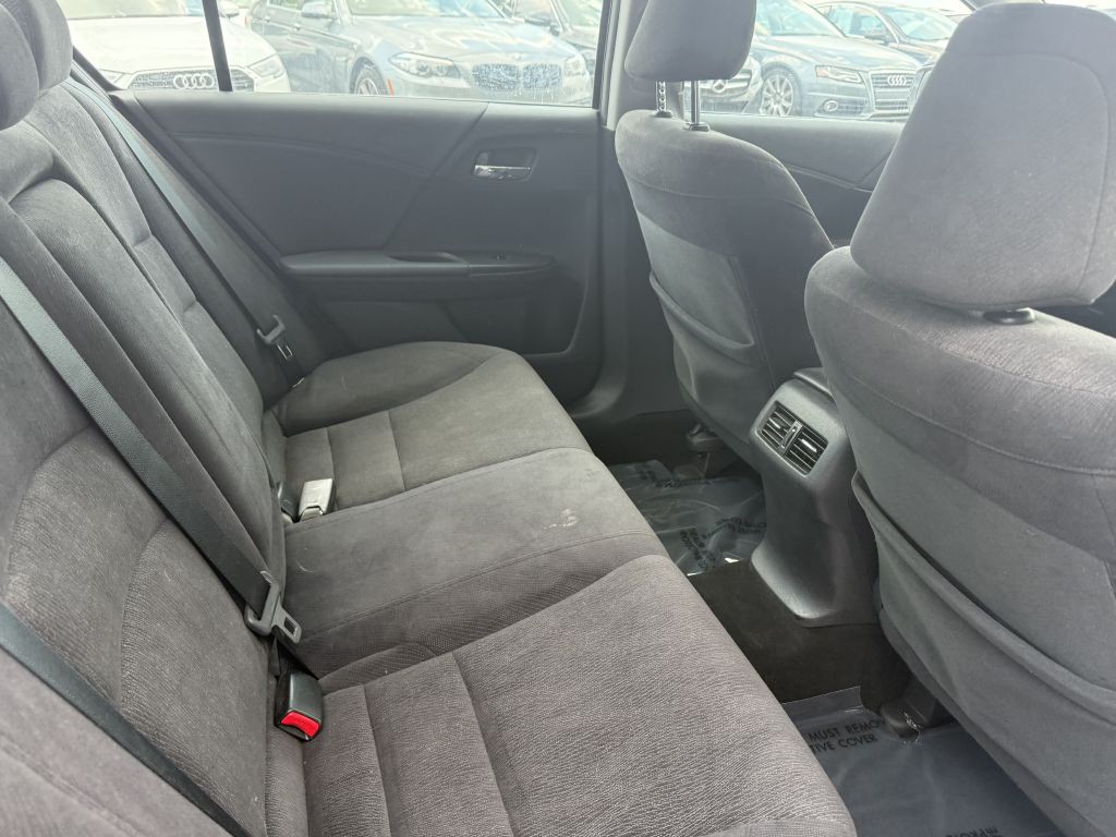 2015 Honda Accord Image 10
