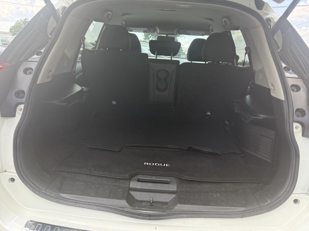 2017 Nissan Rogue Image 10