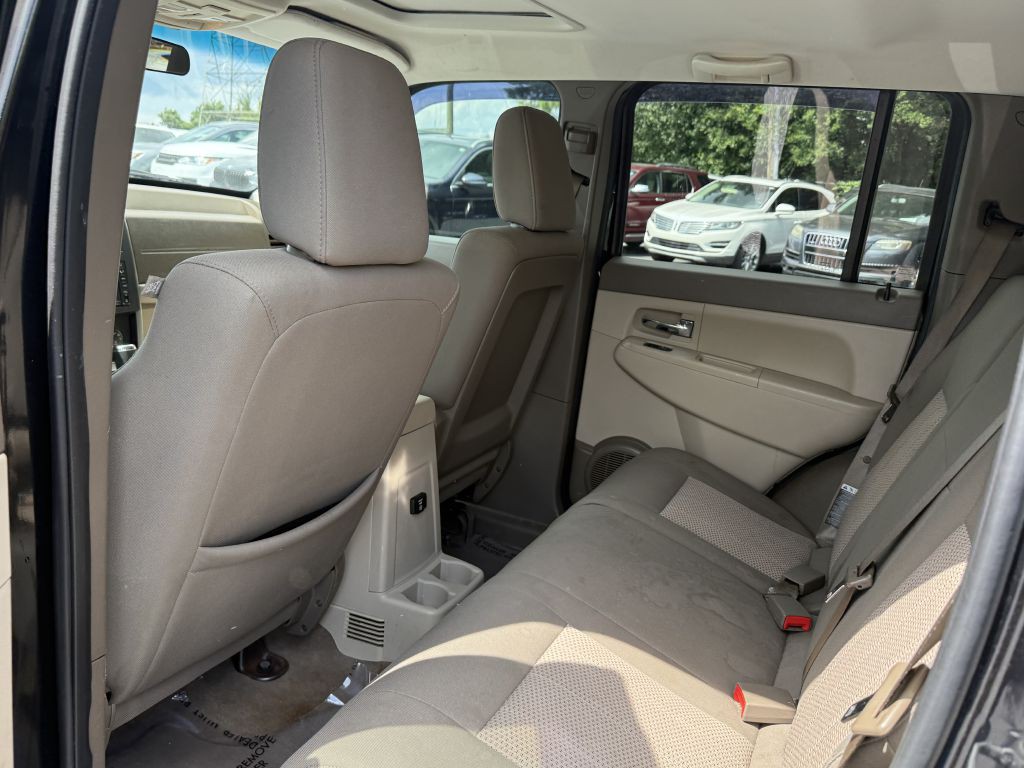 2009 Jeep Liberty Image 9