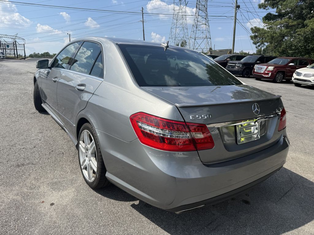 2010 Mercedes-Benz E-Class Image 7