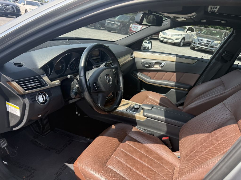 2010 Mercedes-Benz E-Class Image 9