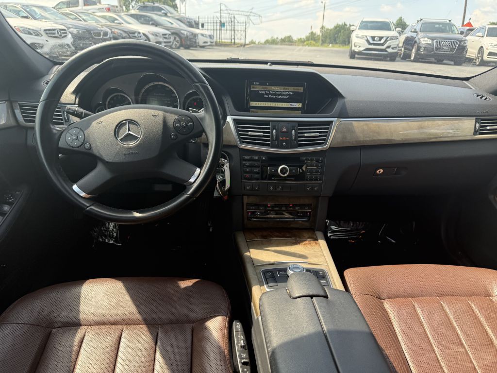 2010 Mercedes-Benz E-Class Image 13