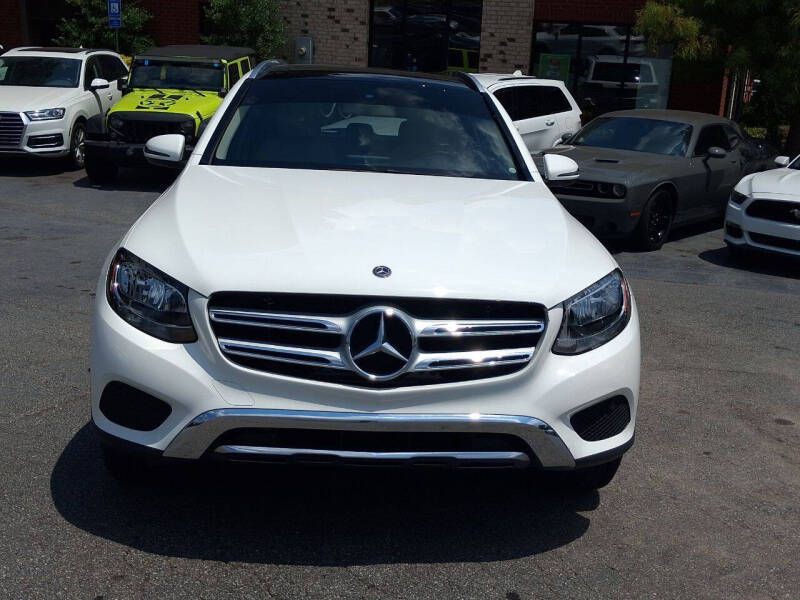 2018 Mercedes-Benz GLC-Class Image 2